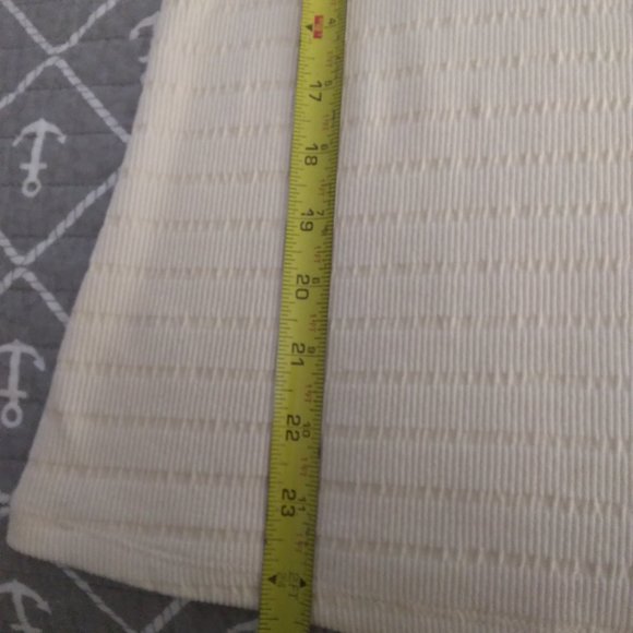 Ann Taylor Cream Blouse with buttons NWT - Picture 12 of 12